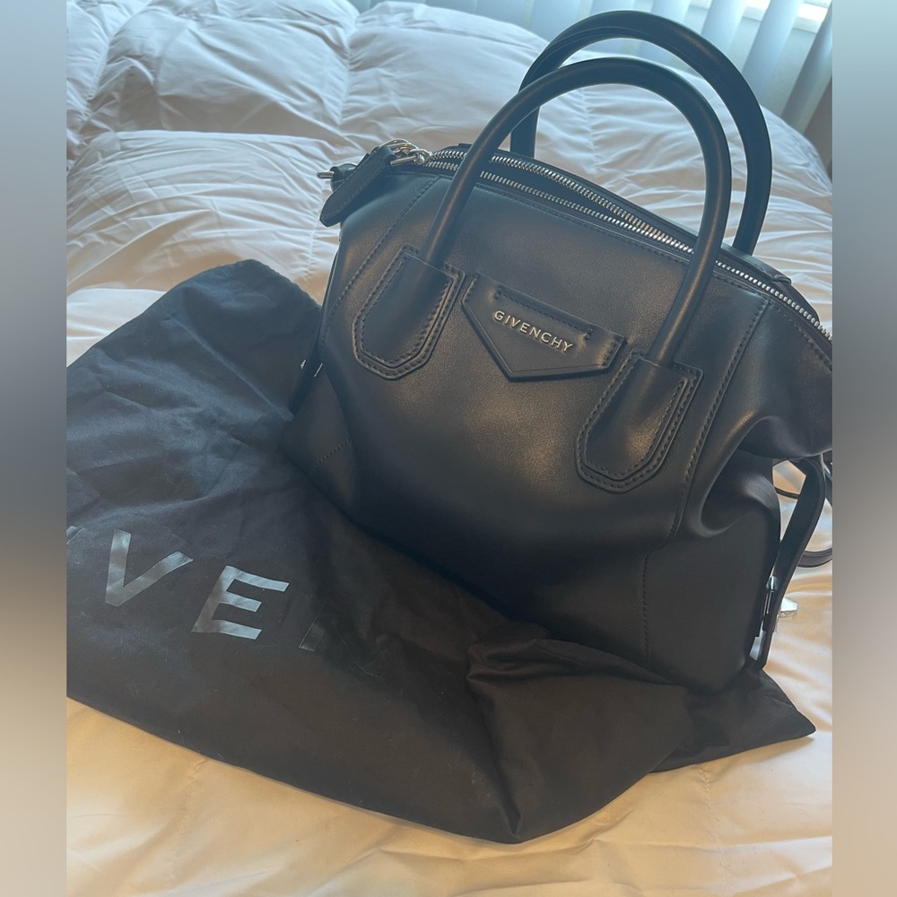 Givenchy Antigona bag
